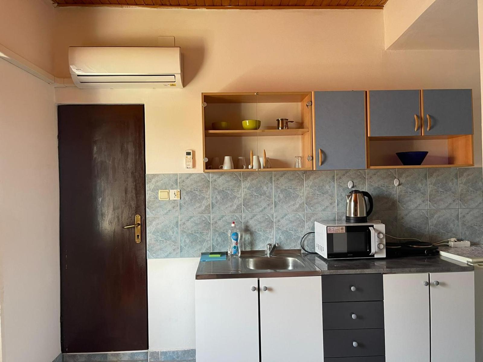 Dejan Apartment 2-Top Centar-Old Town Studio Pola Esterno foto